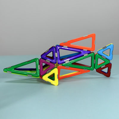 شراء البلاط المغناطيسي الملون الحيوانات السمكة السيفية الهياكل 3D الكتل المغناطيسية المبنية مجموعة online manufacture